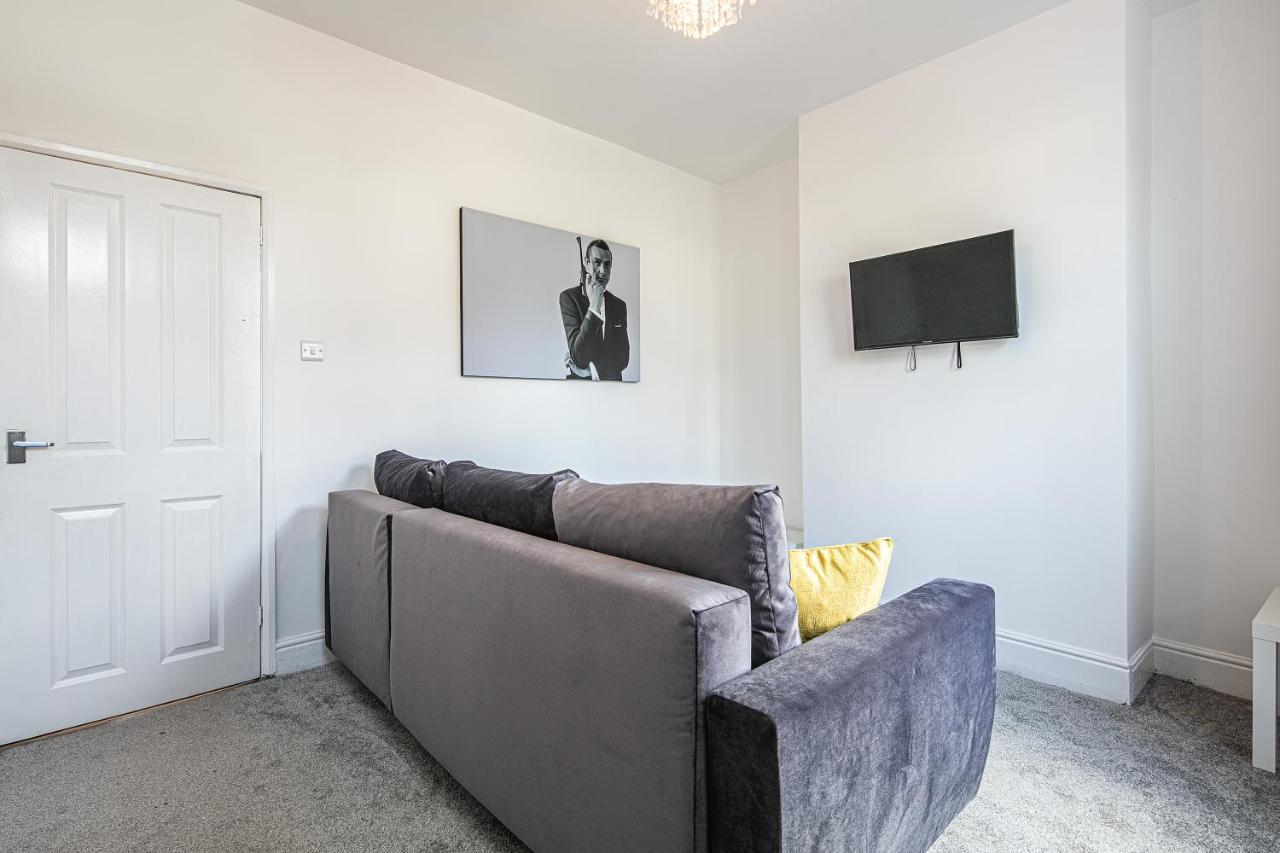 Вилла Rotherham'S Bond House Экстерьер фото